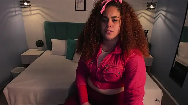 ninna curly online show from December 5, 2025, 4:33 am