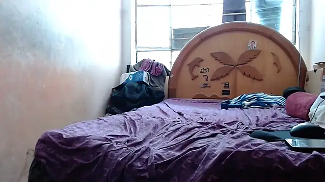 Snapshot of nakedlima chatting on February 23, 2026, 5:02 pm nakedlima online show from February 23, 2026, 5:02 pm