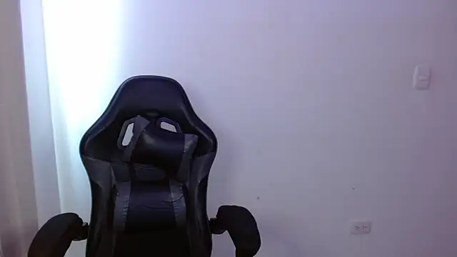 H3ll B0I online show from March 11, 2026, 8:14 pm