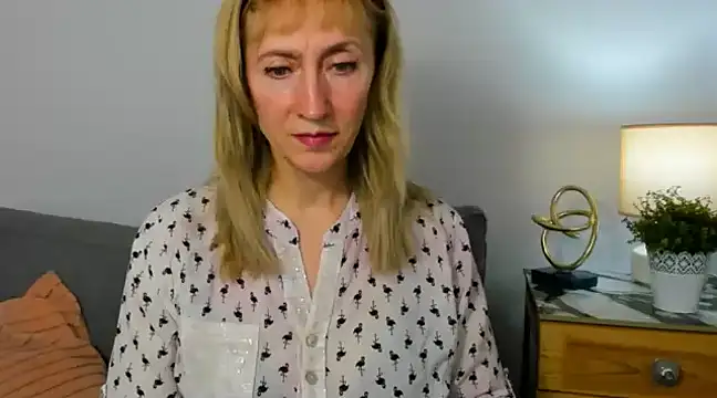 MargaretMilf69 online show from March 4, 2025, 4:20 pm