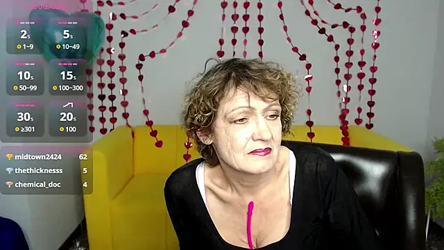 SexyGrandma  online show from February 12, 2025, 7:02 pm