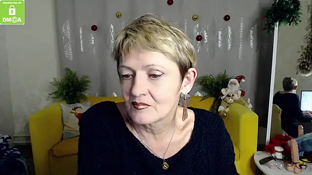 SexyGrandma  online show from December 13, 2025, 8:04 pm