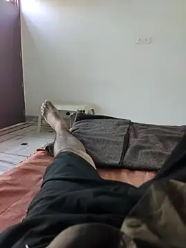 xmanrawan2 online show from November 2, 2025, 4:28 am