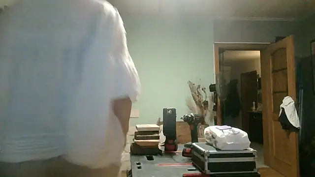 Snapshot of Astrid-Gilbert chatting on December 19, 2025, 7:49 pm Astrid-Gilbert online show from December 19, 2025, 7:49 pm