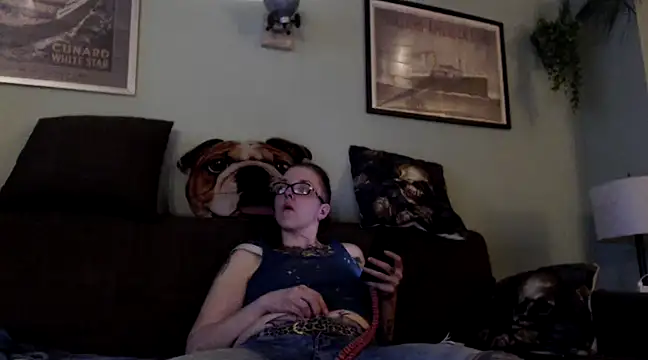 Snapshot of Astrid-Gilbert chatting on March 1, 2025, 6:11 pm Astrid-Gilbert online show from March 1, 2025, 6:11 pm