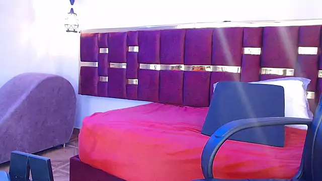 emily fox 3 online show from September 10, 2025, 3:38 am