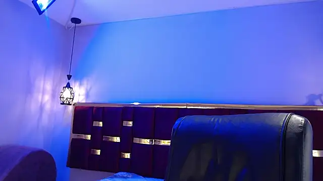 emily fox 3 online show from September 17, 2025, 3:41 am