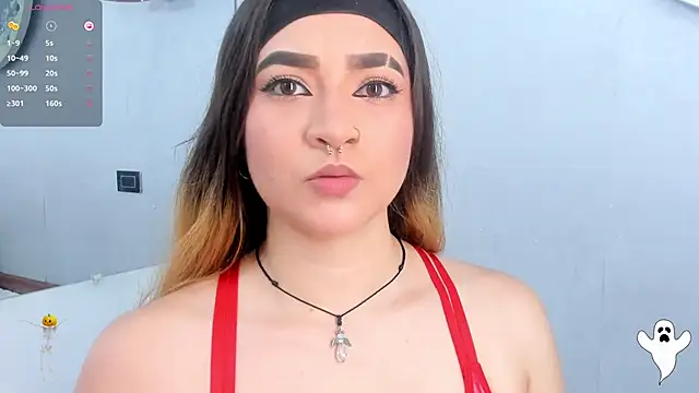 Snapshot of Shanntal_ chatting on October 21, 2025, 7:35 pm Shanntal  online show from October 21, 2025, 7:35 pm