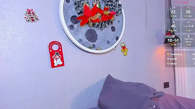 Shanntal  online show from December 13, 2025, 8:04 pm