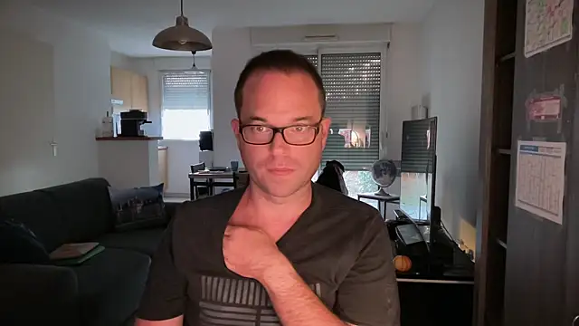 Snapshot of Funnyjul31 chatting on October 13, 2025, 4:52 pm Funnyjul31 online show from October 13, 2025, 4:52 pm