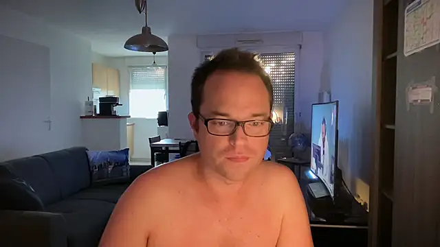 Snapshot of Funnyjul31 chatting on September 29, 2025, 4:56 pm Funnyjul31 online show from September 29, 2025, 4:56 pm