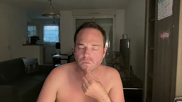 Snapshot of Funnyjul31 chatting on September 19, 2025, 4:00 pm Funnyjul31 online show from September 19, 2025, 4:00 pm