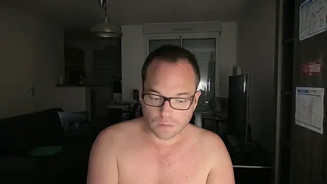 Snapshot of Funnyjul31 chatting on October 22, 2025, 6:51 pm Funnyjul31 online show from October 22, 2025, 6:51 pm