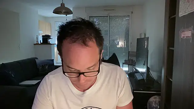 Snapshot of Funnyjul31 chatting on October 9, 2025, 10:16 am Funnyjul31 online show from October 9, 2025, 10:16 am