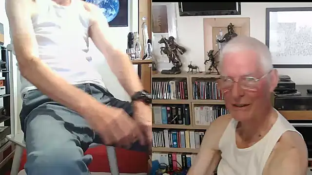 bigears online show from November 6, 2025, 1:59 pm