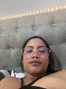 my cam online show from February 24, 2025, 8:47 pm