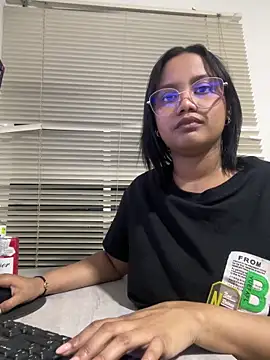 my cam online show from March 14, 2025, 12:32 am