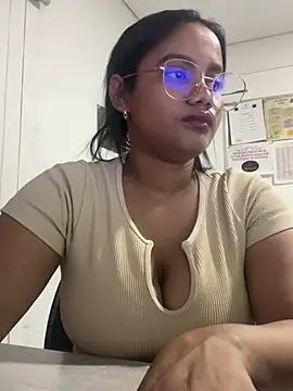 my cam online show from March 19, 2025, 9:37 pm