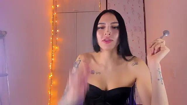 Little  Linda online show from March 5, 2025, 2:14 am