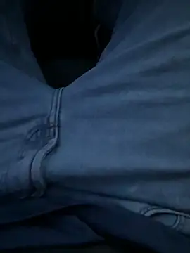 Johndxgnjxz online show from April 18, 2026, 12:24 am