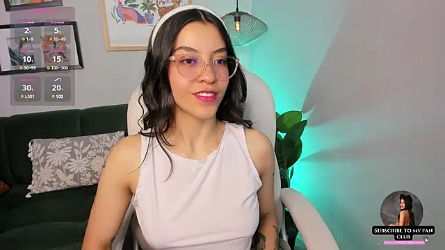 nina  dixon online show from February 18, 2025, 8:47 pm