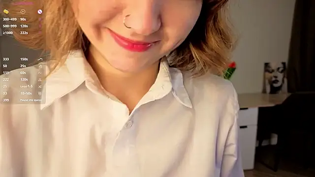 ElvaAxley online show from October 10, 2025, 10:10 pm