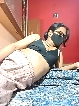 runi31 online show from October 8, 2025, 7:54 am