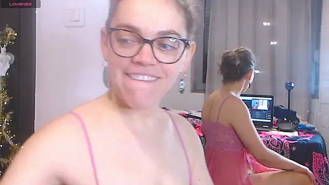 Ju-Hot online show from January 6, 2025, 4:23 pm