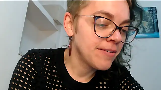 Ju-Hot online show from April 15, 2026, 7:58 pm