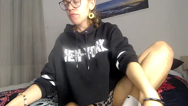 Ju-Hot online show from October 27, 2025, 6:20 pm