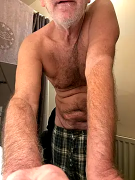 vincent1522 online show from October 1, 2025, 5:56 am