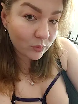 Snapshot of sam0and0katy chatting on October 7, 2025, 6:42 pm sam0and0katy online show from October 7, 2025, 6:42 pm