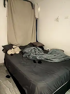 Snapshot of Tatiana250 chatting on September 26, 2025, 2:24 pm Tatiana250 online show from September 26, 2025, 2:24 pm