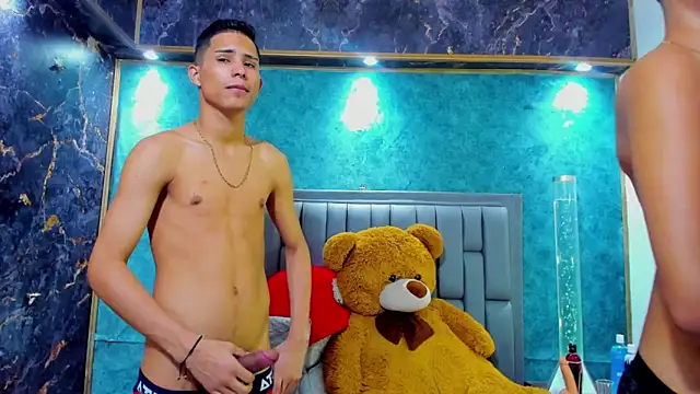 Sexys Hornys Boys online show from January 27, 2025, 9:22 pm