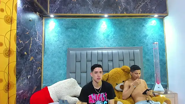 Sexys Hornys Boys online show from February 15, 2025, 11:36 pm
