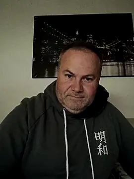 Pourleplasirs online show from May 19, 2026, 1:56 am