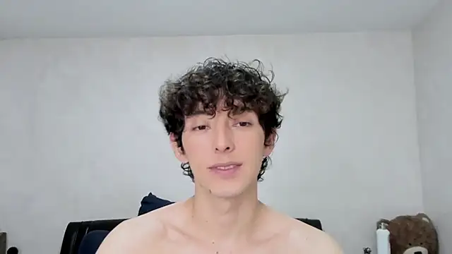 miketwink online show from February 25, 2026, 9:36 pm