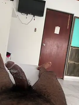 jhonnes  online show from February 17, 2026, 10:51 pm