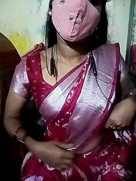 Snapshot of Tamil_roja17 chatting on October 17, 2025, 5:55 am Tamil roja17 online show from October 17, 2025, 5:55 am