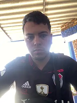 KJEFEUEAS online show from February 19, 2025, 4:22 pm