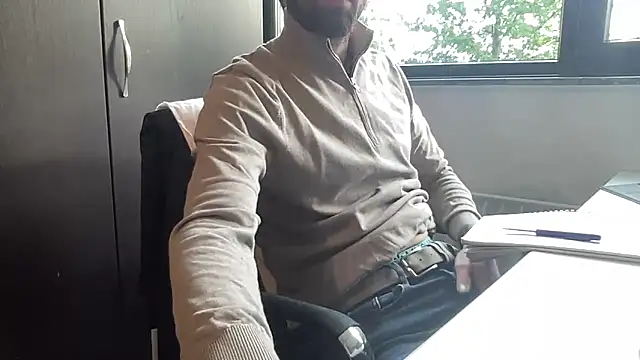 bullyboyy online show from September 22, 2025, 7:25 am