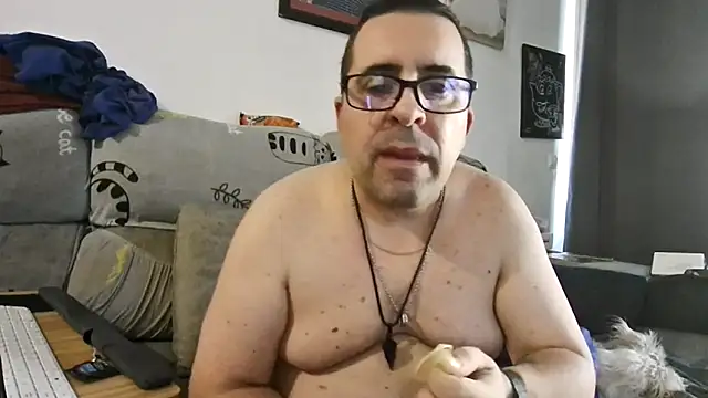 Snapshot of Usame_como_quieras chatting on October 7, 2025, 12:17 pm Usame como quieras online show from October 7, 2025, 12:17 pm