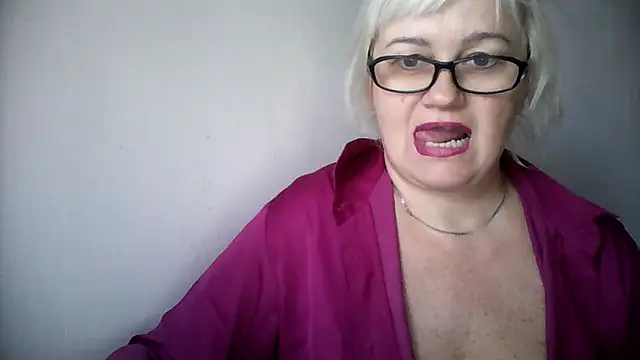 Snapshot of Mayya4321 chatting on October 5, 2025, 6:26 am Mayya4321 online show from October 5, 2025, 6:26 am