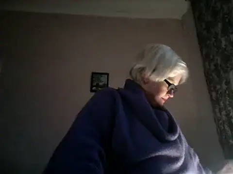 Mayya4321 online show from February 17, 2025, 3:22 pm