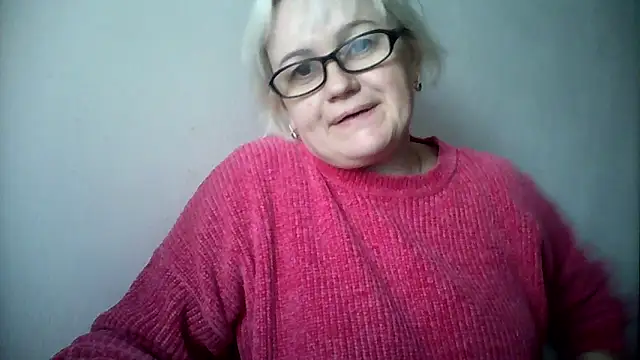 Snapshot of Mayya4321 chatting on October 14, 2025, 11:11 am Mayya4321 online show from October 14, 2025, 11:11 am