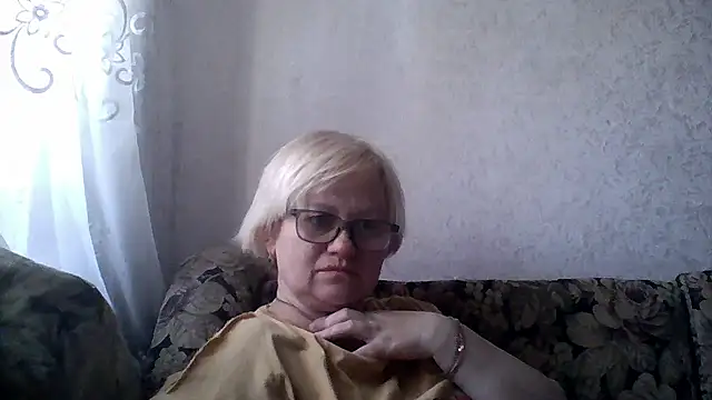 Mayya4321 online show from May 15, 2026, 11:41 am