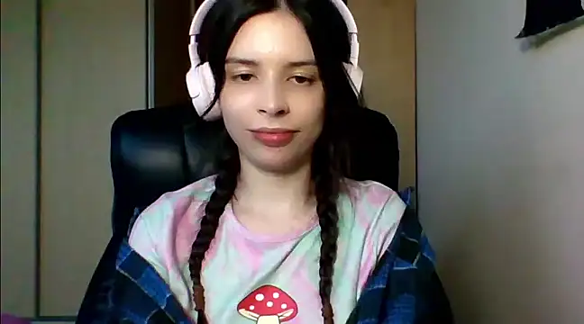 Snapshot of LariceSexy chatting on March 13, 2025, 4:12 pm LariceSexy online show from March 13, 2025, 4:12 pm