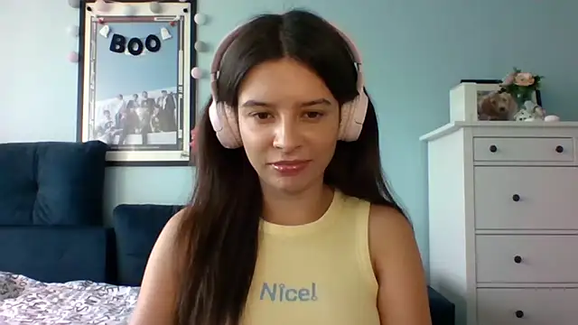 Snapshot of LariceSexy chatting on September 10, 2025, 12:15 pm LariceSexy online show from September 10, 2025, 12:15 pm