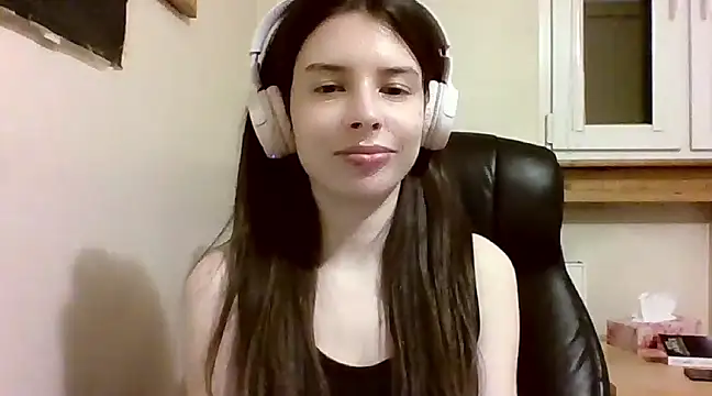 Snapshot of LariceSexy chatting on March 22, 2025, 10:15 pm LariceSexy online show from March 22, 2025, 10:15 pm