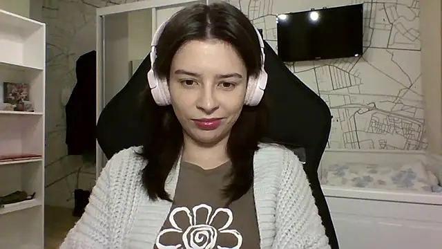 LariceSexy online show from November 23, 2025, 7:13 pm